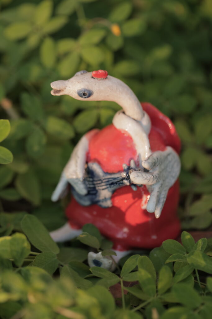 Ngỗng chơi đàn ukulele