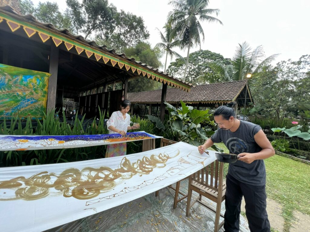 Hai họa sĩ, một hành trình mộng mơ