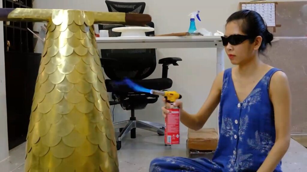 Chân bàn vảy rồng